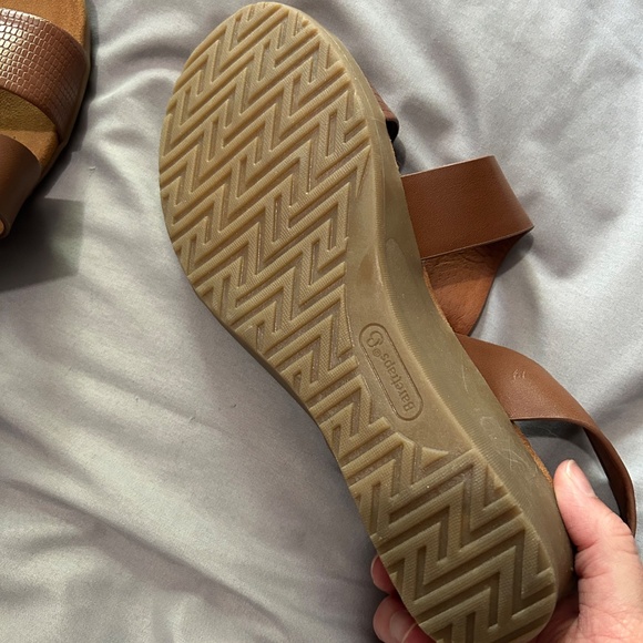 Baretraps sandals - size 9.5 - Picture 3 of 4